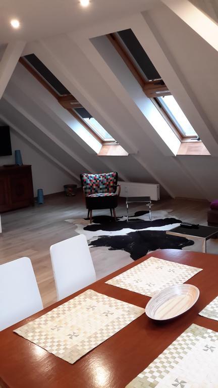 Apartament Loft Deluxe コシャリン エクステリア 写真
